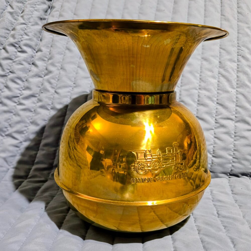 Vintage Collectors Union Pacific Railroad Brass Spittoon